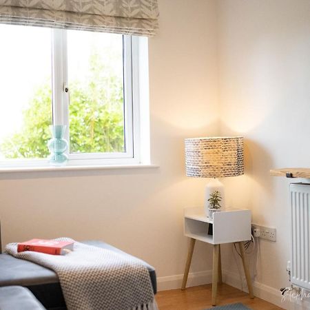 The Lookout, Modern Home From Home, Sleeps 5, With Private Parking & Outside Terrace St Ives Buitenkant foto