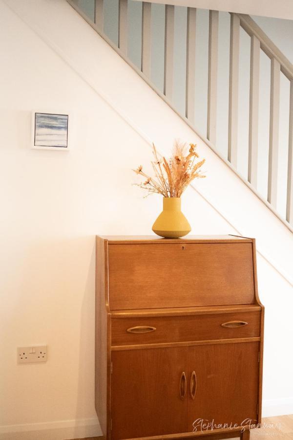 The Lookout, Modern Home From Home, Sleeps 5, With Private Parking & Outside Terrace St Ives Buitenkant foto